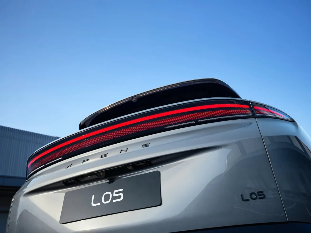 Rear of the MONA L05